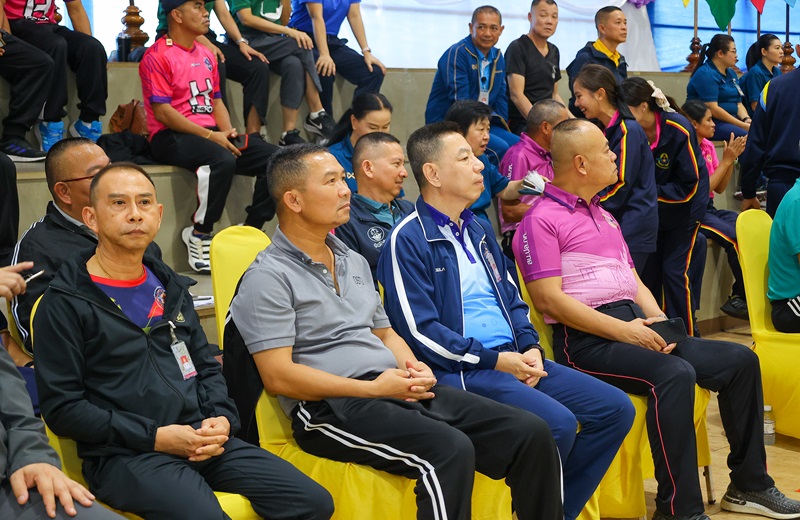 พล.ท.ชูเลิศ จิระรัตนเมธากร ผอ.สพร.กห. เข้าร่วมพิธีปิดกีฬาภายในสำนักงานปลัดกระทรวงกลาโหม ณ สนามกีฬาชั้น ๖ อาคารอเนกประสงค์ สำนักงานปลัดกระทรวงกลาโหม