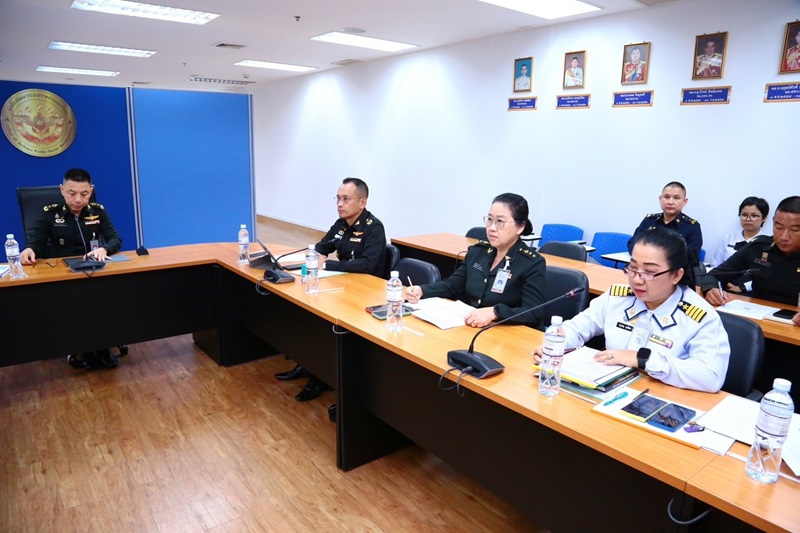 สพร.กห. จัดประชุม นขต.สพร.กห. ครั้งที่ 4/2567 เพื่อติดตามผลการดำเนินงานที่ผ่านมา และชี้แจงในเรื่องที่สำคัญ ณ ห้องประชุม สพร.กห. ชั้น 2 อาคาร สป.(ศรีสมาน)