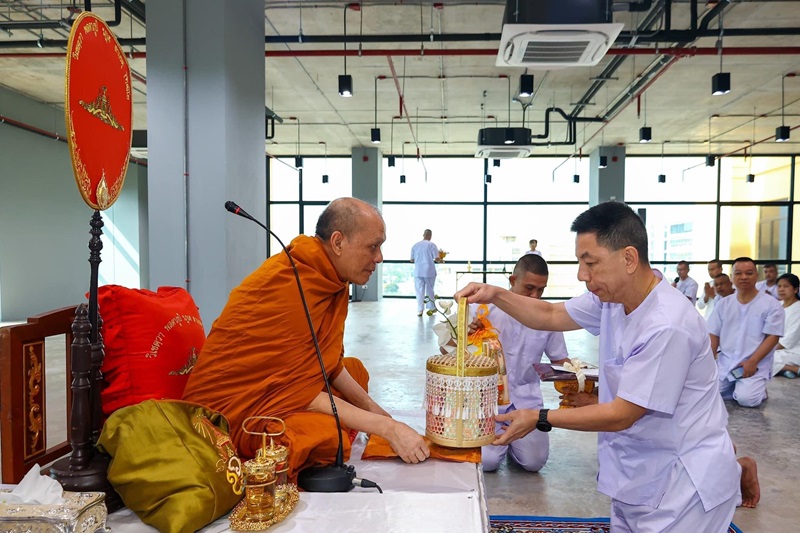 พล.ท.ชูเลิศ จิระรัตนเมธากร ผอ.สพร.กห. พร้อมด้วยกำลังพล สพร.กห. เข้าร่วมกิจกรรมปฏิบัติธรรม เทิดทูนสถาบันพระมหากษัตริย์ ถวายเป็นพระราชกุศล แด่ สมเด็จพระนางเจ้าฯ พระบรมราชินี เนื่องในโอกาสมหามงคลเฉลิมพระชนมพรรษา 3 มิ.ย. 2567