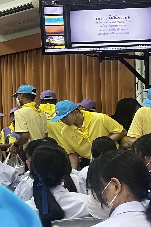 พล.ท.ชูเลิศ จิระรัตนเมธากร ผอ.สพร.กห. พร้อมด้วยกำลังพล สพร.กห. ร่วมกิจกรรมบำเพ็ญสาธารณประโยชน์และสาธารณกุศล เฉลิมพระเกียรติ เนื่องในโอกาสวันคล้ายวันเฉลิมพระชนมพรรษา สมเด็จพระนางเจ้าสุทิดา พัชรสุธาพิมลลักษณ พระบรมราชินี 3 มิ.ย.67 ณ โรงเรียนราชวินิตบางแคปานคำเขตบางแค และศูนย์พัฒนาการจัดสวัสดิการสังคมผู้สูงอายุบ้านบางแคเขตภาษีเจริญ กรุงเทพฯ