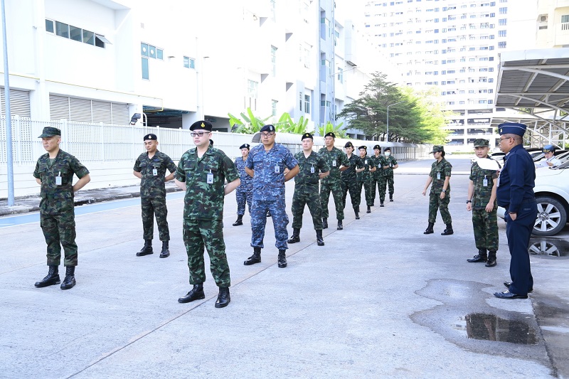 สำนักพัฒนาระบบราชการกลาโหม ได้จัดให้มีการฝึกทบทวนบุคคลท่ามือเปล่าตามแบบพระราชนิยม ประจำปีงบประมาณ พ.ศ. ๒๕๖๘