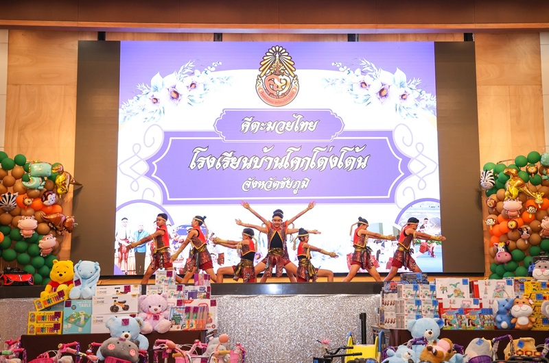 พลโท ชูเลิศ จิระรัตนเมธากร ผู้อำนวยการสำนักพัฒนาระบบราชการกลาโหม พร้อมด้วยข้าราชการสำนักพัฒนาระบบราชการกลาโหมและบุตรหลาน เข้าร่วมกิจกรรมวันเด็กแห่งชาติของสำนักงานปลัดกระทรวงกลาโหม ประจำปี ๒๕๖๘ ณ ห้องศรีสมาน ๑ อาคารอเนกประสงค์ สป. พื้นที่ศรีสมาน โดยมี พลเอก สนิธชนก สังขจันทร์ ปลัดกระทรวงกลาโหม เป็นประธาน