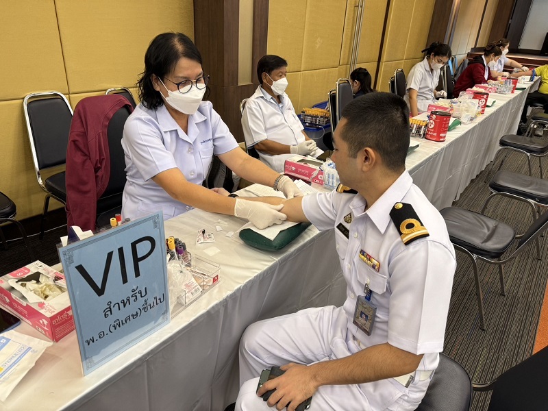 พลโท ชูเลิศ จิระรัตนเมธากร ผู้อำนวยการสำนักพัฒนาระบบราชการกลาโหม และ พลตรี สุกิจ สุเมธาศร รองผู้อำนวยการสำนักพัฒนาระบบราชการกลาโหม ได้นำกำลังพลของสำนักพัฒนาระบบราชการกลาโหม เข้ารับการตรวจสุขภาพประจำปี ๒๕๖๘