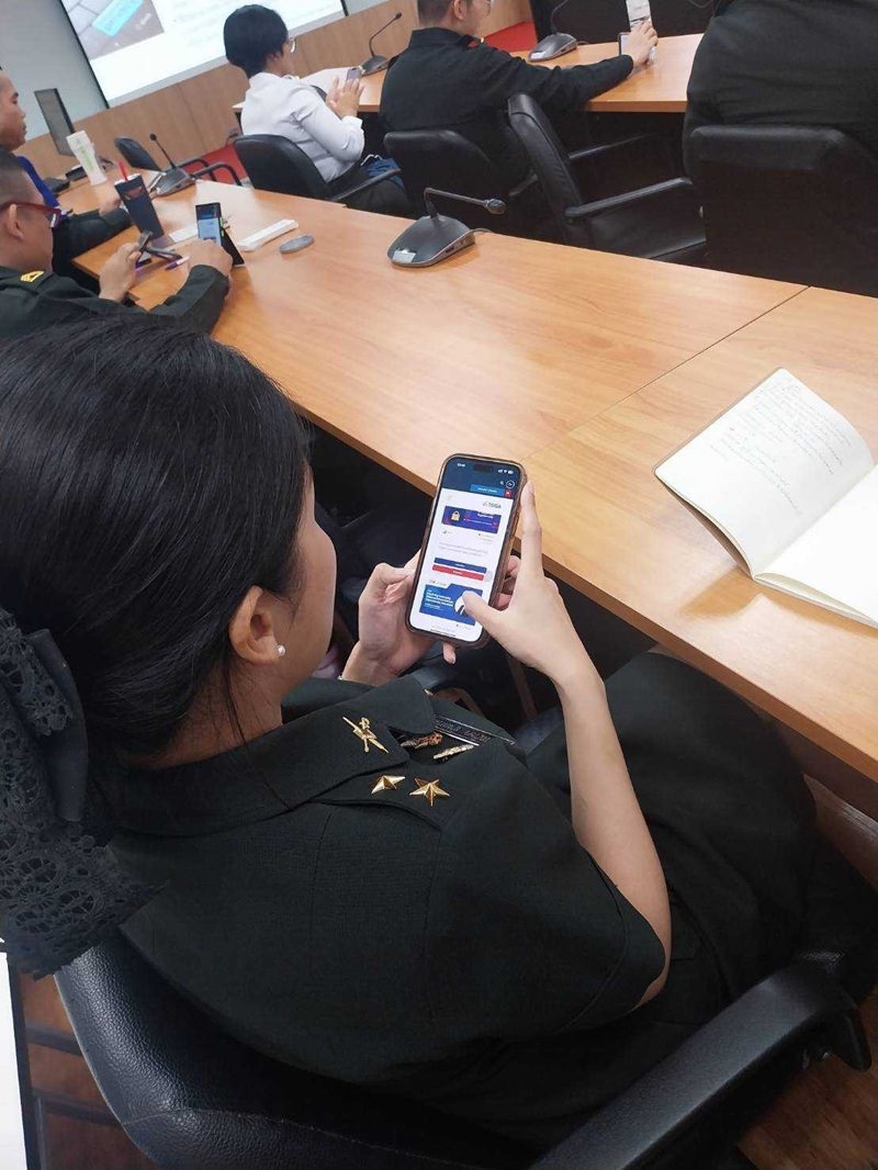 สำนักพัฒนาระบบราชการกลาโหม ได้จัดการเรียนการสอนให้กับกำลังพลของหน่วย จำนวน ๒ หลักสูตร ได้แก่ ๑) ความเข้าใจและการใช้เทคโนโลยีดิจิทัลอย่างมีประสิทธิภาพ (Understanding and Using Digital Technology) และ ๒) การใช้เครื่องมือดิจิทัลเพื่อการทำงานภาครัฐ (Essential Digital Tools for Workplace)