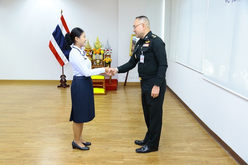 สำนักพัฒนาระบบราชการกลาโหม ได้จัดพิธีประดับยศ ให้แก่ข้าราชการที่ได้รับการเลื่อนยศสูงขึ้น