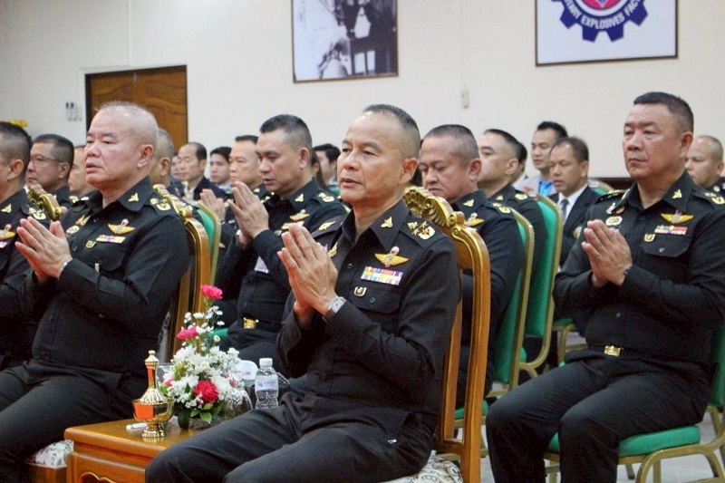 พลโท วิริทธิ์พล พานนิล ผู้อำนวยการสำนักพัฒนาระบบราชการกลาโหม ร่วมงานวันคล้ายวันสถาปนา โรงงานวัตถุระเบิดทหาร กรมการอุตสาหกรรมทหาร ศูนย์การอุตสาหกรรมป้องกันประเทศและพลังงานทหาร ครบรอบ ๔๐ ปี