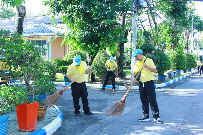พลโท วิริทธิ์พล พานนิล ผู้อำนวยการสำนักพัฒนาระบบราชการกลาโหม ได้นำกำลังพลของหน่วย เข้าร่วมกิจกรรม โครงการจิตอาสาพัฒนา “เราทำความ ดี ด้วยหัวใจ”