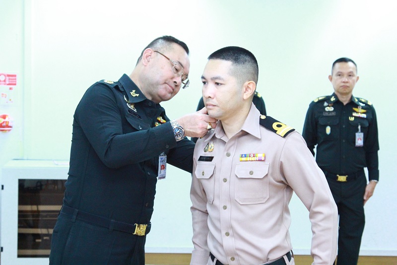 สำนักพัฒนาระบบราชการกลาโหม จัดพิธีประดับยศ ให้แก่ข้าราชการที่ได้รับการเลื่อนยศสูงขึ้น