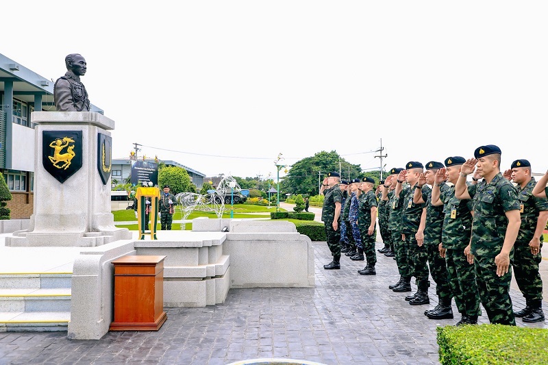 สำนักงานปลัดกระทรวงกลาโหม (สำนักพัฒนาระบบราชการกลาโหม) ในฐานะหัวหน้าคณะทำงานติดตามประเมินผลการปฏิบัติราชการกลาโหม ได้เดินทางไปติดตามความก้าวหน้าผลการดำเนินงานตัวชี้วัดของกองทัพบก และกองทัพอากาศ ประจำปีงบประมาณ พ.ศ. ๒๕๖๘