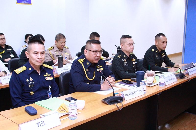 สำนักพัฒนาระบบราชการกลาโหม ได้จัดการประชุมคณะทำงานพัฒนาระบบราชการกลาโหม เพื่อพิจารณาตัวชี้วัดของกระทรวงกลาโหม (สำนักงานปลัดกระทรวงกลาโหม กองบัญชาการกองทัพไทย กองทัพบก กองทัพเรือ และกองทัพอากาศ) ประจำปีงบประมาณ พ.ศ. ๒๕๖๙ ณ ห้องประชุมสำนักพัฒนาระบบราชการกลาโหม ชั้น ๒ อาคารสำนักงานปลัดกระทรวงกลาโหม (พื้นที่ศรีสมาน)