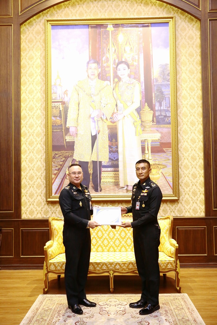 ปลัดกระทรวงกลาโหม ได้มอบให้ พลโท วิริทธิ์พล พานนิล ผู้อำนวยการสำนักพัฒนาระบบราชการกลาโหม เป็นประธานในพิธี มอบใบประกาศเกียรติคุณและโล่รางวัล การประกวดนวัตกรรมดีเด่น จากการจัดการความรู้ของสำนักงานปลัดกระทรวงกลาโหม ประจำปีงบประมาณ ๒๕๖๘ ณ ห้องภักดี ชั้น ๑ อาคารสำนักงานปลัดกระทรวงกลาโหม