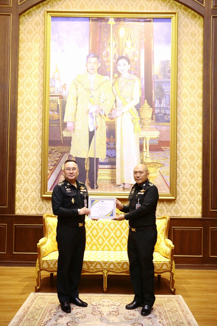 ปลัดกระทรวงกลาโหม ได้มอบให้ พลโท วิริทธิ์พล พานนิล ผู้อำนวยการสำนักพัฒนาระบบราชการกลาโหม เป็นประธานในพิธี มอบใบประกาศเกียรติคุณและโล่รางวัล การประกวดนวัตกรรมดีเด่น จากการจัดการความรู้ของสำนักงานปลัดกระทรวงกลาโหม ประจำปีงบประมาณ ๒๕๖๘ ณ ห้องภักดี ชั้น ๑ อาคารสำนักงานปลัดกระทรวงกลาโหม