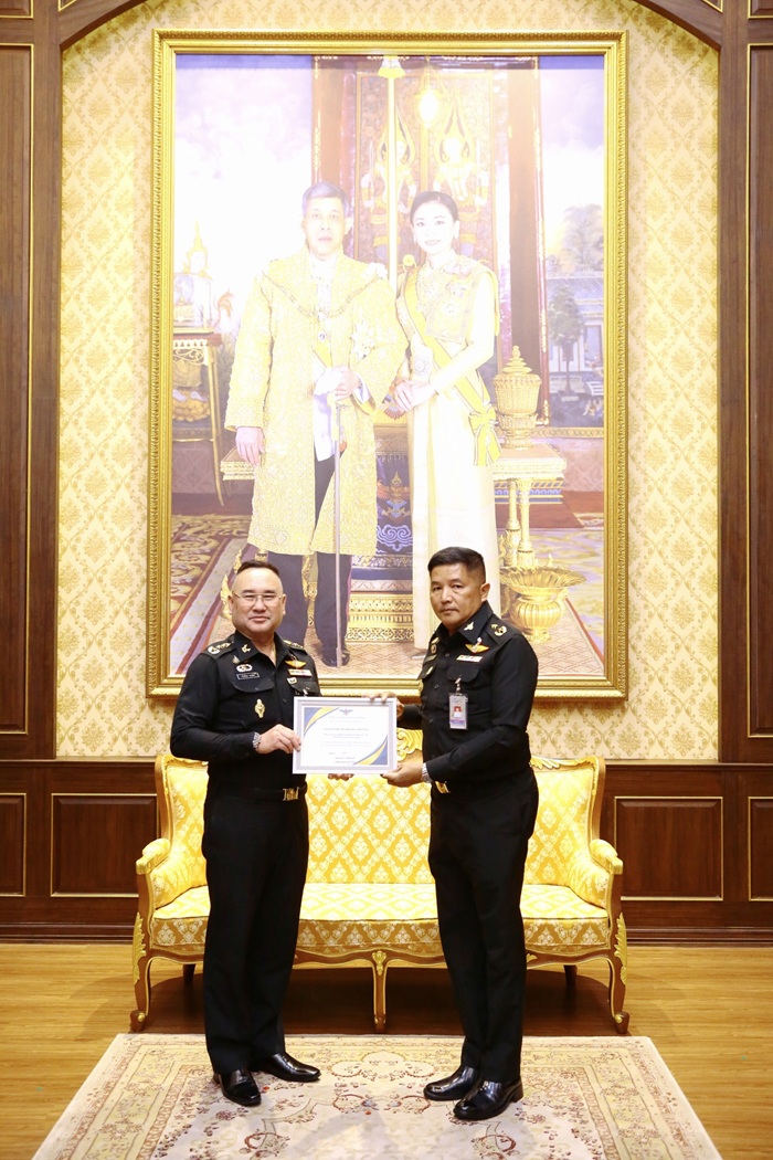 ปลัดกระทรวงกลาโหม ได้มอบให้ พลโท วิริทธิ์พล พานนิล ผู้อำนวยการสำนักพัฒนาระบบราชการกลาโหม เป็นประธานในพิธี มอบใบประกาศเกียรติคุณและโล่รางวัล การประกวดนวัตกรรมดีเด่น จากการจัดการความรู้ของสำนักงานปลัดกระทรวงกลาโหม ประจำปีงบประมาณ ๒๕๖๘ ณ ห้องภักดี ชั้น ๑ อาคารสำนักงานปลัดกระทรวงกลาโหม