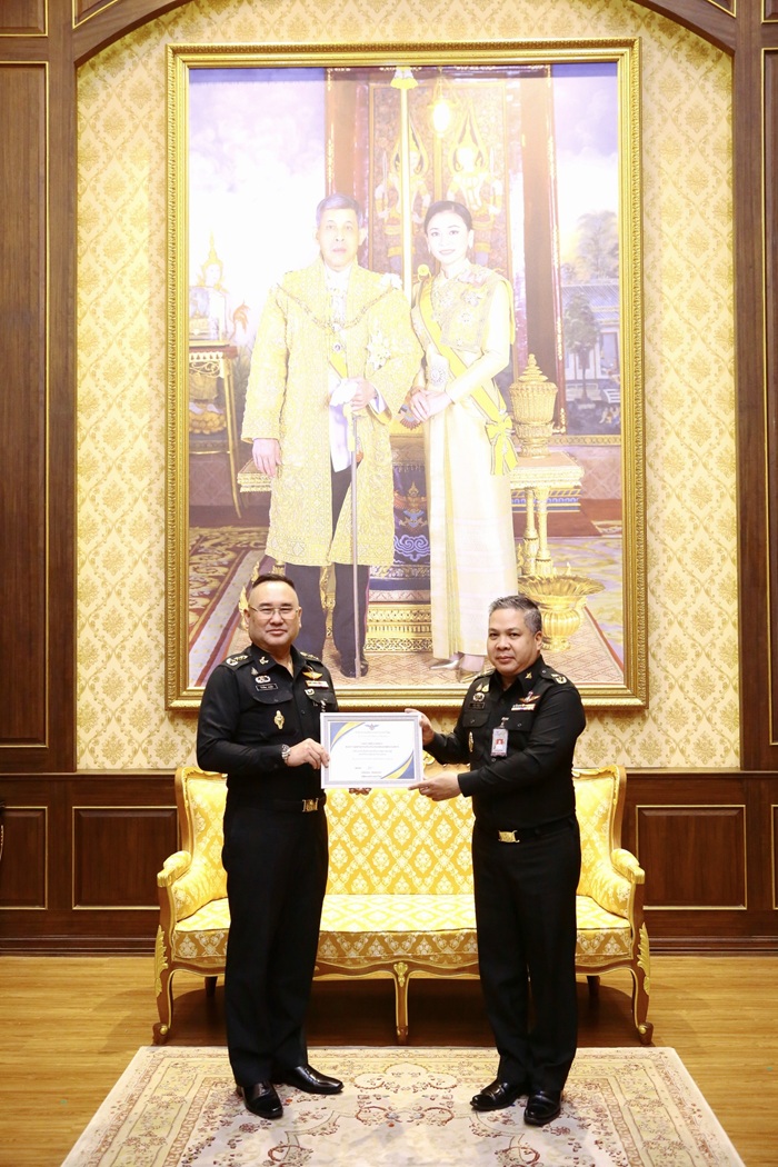 ปลัดกระทรวงกลาโหม ได้มอบให้ พลโท วิริทธิ์พล พานนิล ผู้อำนวยการสำนักพัฒนาระบบราชการกลาโหม เป็นประธานในพิธี มอบใบประกาศเกียรติคุณและโล่รางวัล การประกวดนวัตกรรมดีเด่น จากการจัดการความรู้ของสำนักงานปลัดกระทรวงกลาโหม ประจำปีงบประมาณ ๒๕๖๘ ณ ห้องภักดี ชั้น ๑ อาคารสำนักงานปลัดกระทรวงกลาโหม