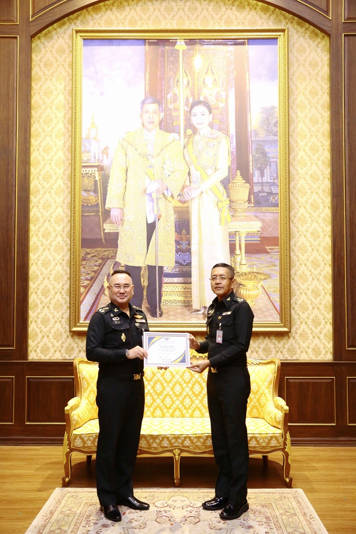 ปลัดกระทรวงกลาโหม ได้มอบให้ พลโท วิริทธิ์พล พานนิล ผู้อำนวยการสำนักพัฒนาระบบราชการกลาโหม เป็นประธานในพิธี มอบใบประกาศเกียรติคุณและโล่รางวัล การประกวดนวัตกรรมดีเด่น จากการจัดการความรู้ของสำนักงานปลัดกระทรวงกลาโหม ประจำปีงบประมาณ ๒๕๖๘ ณ ห้องภักดี ชั้น ๑ อาคารสำนักงานปลัดกระทรวงกลาโหม