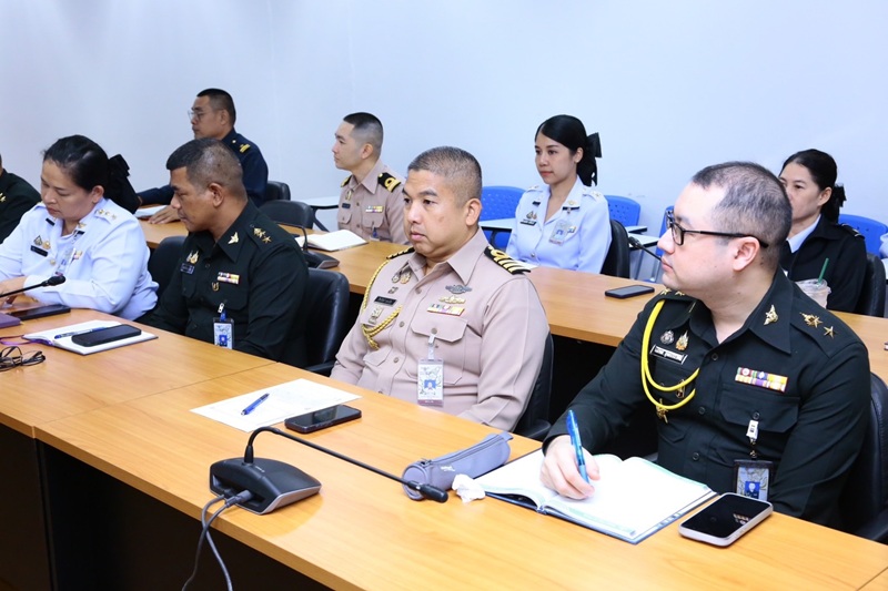 การประชุม นขต.สพร.กห. เพื่อบรรยายสรุปภาพรวมของ สพร.กห. และแผนการดำเนินงานที่สำคัญ ประจำปีงบประมาณ พ.ศ. ๒๕๖๙