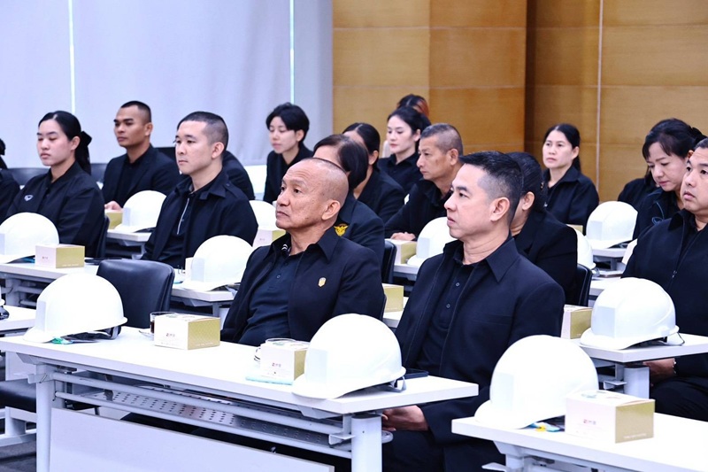 พล.ท.กัณฑ์ชัย ประจวบอารีย์ ผอ.สพร.กห. ได้นำกำลังพลของหน่วย เข้าศึกษาดูงาน เรื่อง “การสร้างความได้เปรียบในการแข่งขันด้วยเทคโนโลยีและนวัตกรรม” และ “การสร้างโลกที่สดใสกว่า ด้วยการเข้าสู่เป้าหมาย Net Zero” ณ บริษัท ทีโอเอ เพ้นท์ (ประเทศไทย) จำกัด (มหาชน) อ.บางเสาธง จ.สมุทรปราการ