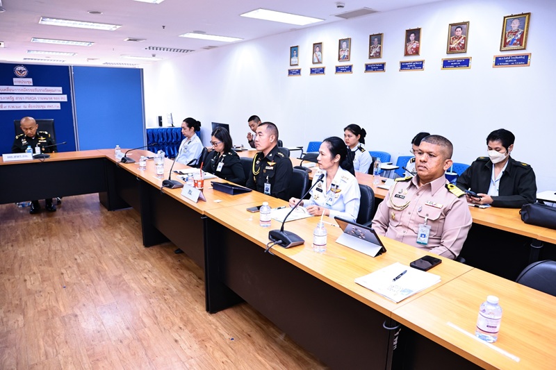 สพร.กห. ได้จัดการประชุมคณะทำงานขับเคลื่อนการสมัครขอรับรางวัลเลิศรัฐ ประเภทรางวัลคุณภาพการบริหารจัดการภาครัฐ สาขา PMQA รายหมวด ของ สป. ประจำปีงบประมาณ พ.ศ. ๒๕๖๙ ณ ห้องประชุม สพร.กห. ชั้น ๒ อาคาร สป.(ศรีสมาน) โดยมี พล.ท.กัณฑ์ชัย ประจวบอารีย์ ผอ.สพร.กห. เป็นประธาน และผู้แทน สนผ.กห. และ สม. เข้าร่วมการประชุมฯ ซึ่งที่ประชุมได้รับทราบผลการประเมินรางวัลฯ ขั้นตอนที่ ๑ (สป. ผ่านการประเมินฯ จำนวน ๒ หมวด)