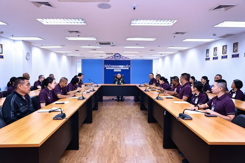สพร.กห. ได้จัดการประชุม หน.นขต.สพร.กห. ครั้งที่ ๓/๒๕๖๙ ณ ห้องประชุม สพร.กห. ชั้น ๒ อาคาร สป. (ศรีสมาน) โดยมี พล.ท.กัณฑ์ชัย ประจวบอารีย์ ผอ.สพร.กห. เป็นประธาน