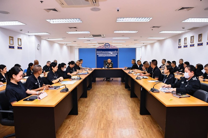 สพร.กห. ได้จัดการประชุม หน.นขต.สพร.กห. ครั้งที่ ๔/๒๕๖๙ ณ ห้องประชุม สพร.กห. ชั้น ๒ อาคาร สป. (ศรีสมาน) โดยมี พล.ท.กัณฑ์ชัย ประจวบอารีย์ ผอ.สพร.กห. เป็นประธาน