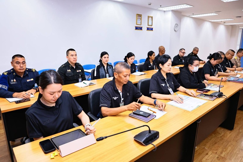 สพร.กห. ได้จัดการประชุม หน.นขต.สพร.กห. ครั้งที่ ๔/๒๕๖๙ ณ ห้องประชุม สพร.กห. ชั้น ๒ อาคาร สป. (ศรีสมาน) โดยมี พล.ท.กัณฑ์ชัย ประจวบอารีย์ ผอ.สพร.กห. เป็นประธาน