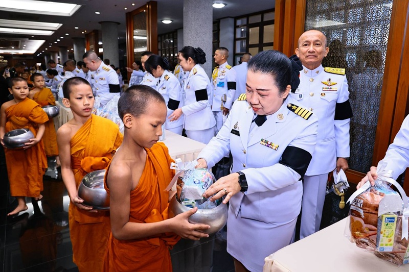 พล.ท.กัณฑ์ชัย ประจวบอารีย์ ผอ.สพร.กห. ได้นำข้าราชการ สพร.กห. เข้าร่วมพิธีเฉลิมพระเกียรติและบำเพ็ญพระราชกุศล "สมเด็จพระนางเจ้ารำไพพรรณี พระบรมราชินี ในรัชกาลที่ ๗"