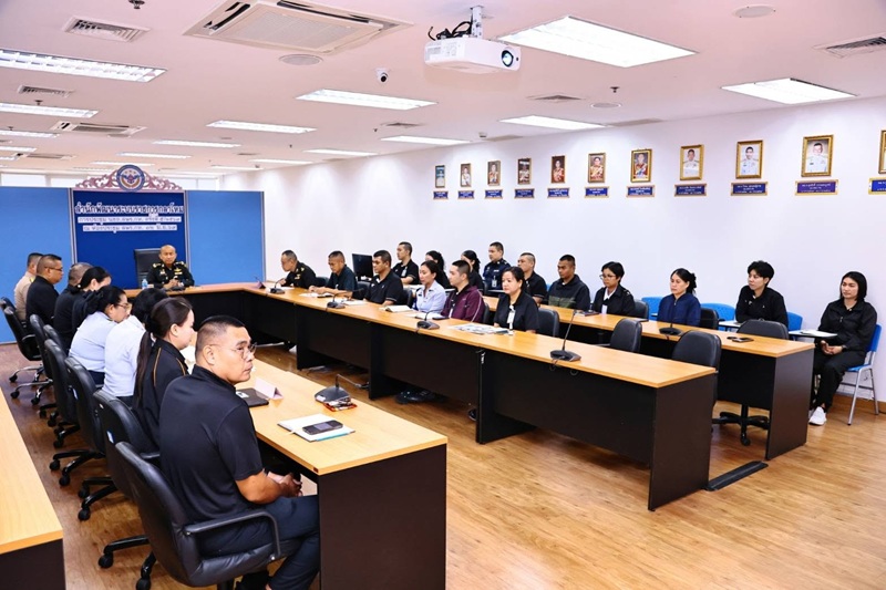 สพร.กห. ได้จัดการประชุม หน.นขต.สพร.กห. ครั้งที่ ๕/๒๕๖๙ ณ ห้องประชุม สพร.กห. ชั้น ๒ อาคาร สป. (ศรีสมาน) โดยมี พล.ท.กัณฑ์ชัย ประจวบอารีย์ ผอ.สพร.กห. เป็นประธาน
