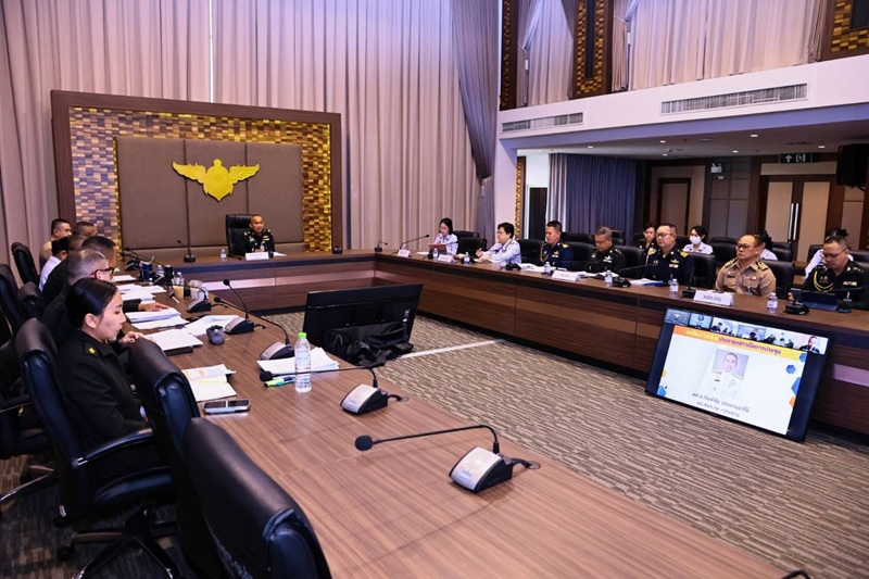 สพร.กห. ได้จัดการประชุมซักซ้อมการตอบประเด็นคำถามเพื่อเตรียมรับตรวจประเมินรางวัลเลิศรัฐ ประเภทรางวัลคุณภาพการบริหารจัดการภาครัฐ สาขา PMQA รายหมวด ประจำปี ๒๕๖๙ ณ ห้องประชุม ชั้น ๖ อาคาร สป.(ศรีสมาน) และผ่านสื่ออิเล็กทรอนิกส์ (Cisco Meeting) โดยมี ผอ.สพร.กห. เป็นประธาน