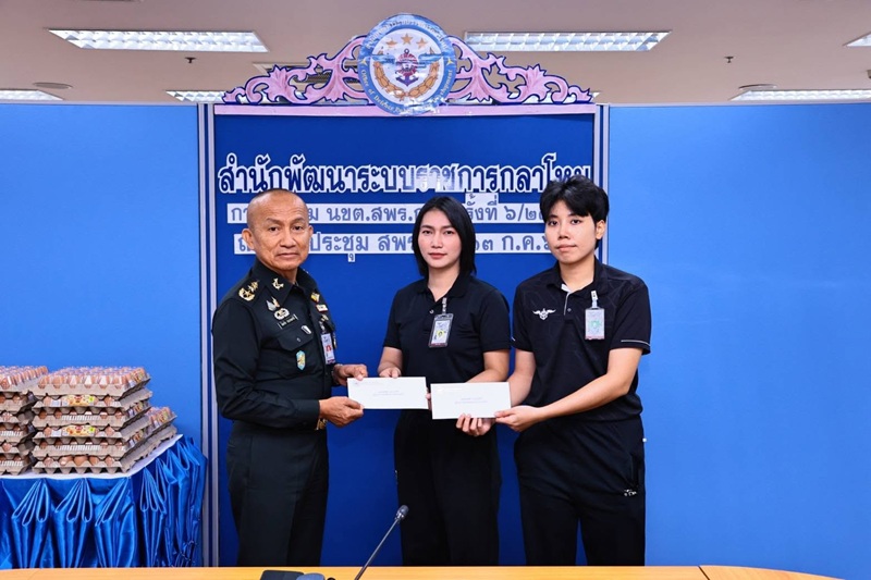 สพร.กห. ได้จัดการประชุม หน.นขต.สพร.กห. ครั้งที่ ๖/๒๕๖๙ ณ ห้องประชุม สพร.กห. ชั้น ๒ อาคาร สป. (ศรีสมาน) โดยมี พล.ท.กัณฑ์ชัย ประจวบอารีย์ ผอ.สพร.กห. เป็นประธาน