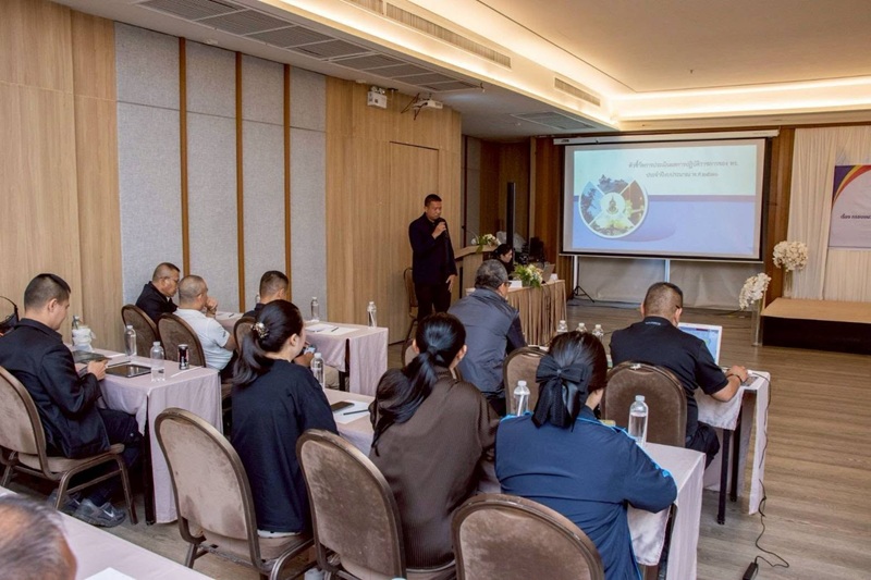 สพร.กห. ได้จัดการอบรม/สัมมนาเชิงปฏิบัติการ เรื่อง กรอบแนวทางการประเมินผลการปฏิบัติราชการของ นขต.กห. และเหล่าทัพ ประจำปีงบประมาณ พ.ศ. ๒๕๗๐ ณ โรงแรมริเวอร์ตัน อัมพวา อ.เมืองสมุทรสงคราม จ.สมุทรสงคราม โดยมี พล.ท.กัณฑ์ชัย ประจวบอารีย์ ผอ.สพร.กห. เป็นประธาน