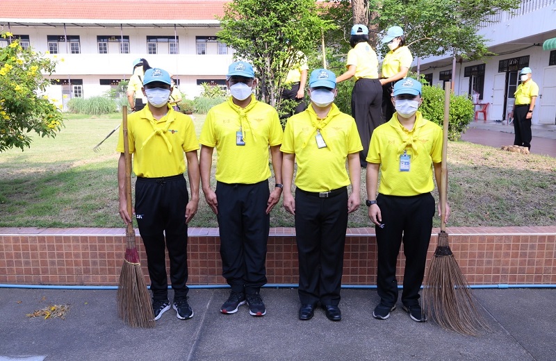 พล.ท.สุรศักดิ์ วรรณสมบูรณ์ ผอ.สพร.กห. พร้อมด้วยข้าราชการ สพร.กห. เข้าร่วมกิจกรรมจิตอาสาบำเพ็ญสาธารณประโยชน์และบำเพ็ญสาธารณกุศลเฉลิมพระเกียรติพระบาทสมเด็จพระเจ้าอยู่หัว เนื่องในโอกาสวันเฉลิมพระชนมพรรษา 28 ก.ค.65
