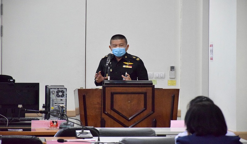 รอง ผอ.สพร.กห.(1) และ ผอ.กนผ.สพร.กห. บรรยายที่ วปอ.
