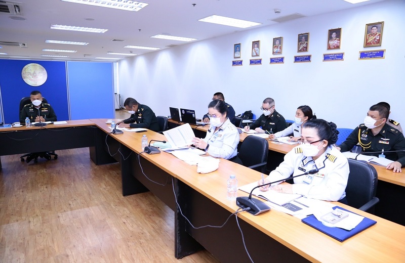 สพร.กห. จัดประชุม นขต.สพร.กห. ณ ห้องประชุม สพร.กห. ชั้น 2 อาคาร สป. (ศรีสมาน) โดยมี พล.ท.สุรศักดิ์ วรรณสมบูรณ์ ผอ.สพร.กห. เป็นประธานการประชุม เพื่อติดตามผลการดำเนินงานที่ผ่านมาและชี้แจงในเรื่องที่สำคัญ
