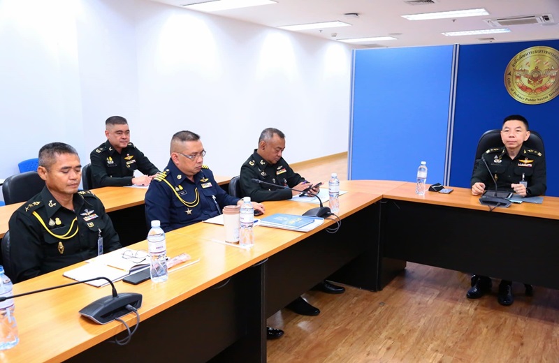 สพร.กห. จัดประชุม นขต.สพร.กห. ครั้งที่ 3/2567 เพื่อติดตามผลการดำเนินงานที่ผ่านมา และชี้แจงในเรื่องที่สำคัญ ณ ห้องประชุม สพร.กห. ชั้น 2 อาคาร สป.(ศรีสมาน)