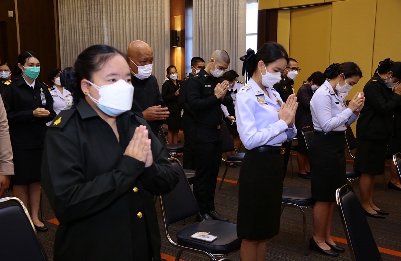 ข้าราชการ สพร.กห. จำนวน 5 นาย เข้ารับฟังการบรรยายธรรมแก่ข้าราชการ ลูกจ้างประจำ และพนักงานราชการสังกัด สป. (ศรีสมาน) ประจำปีงบประมาณ พ.ศ.2565
