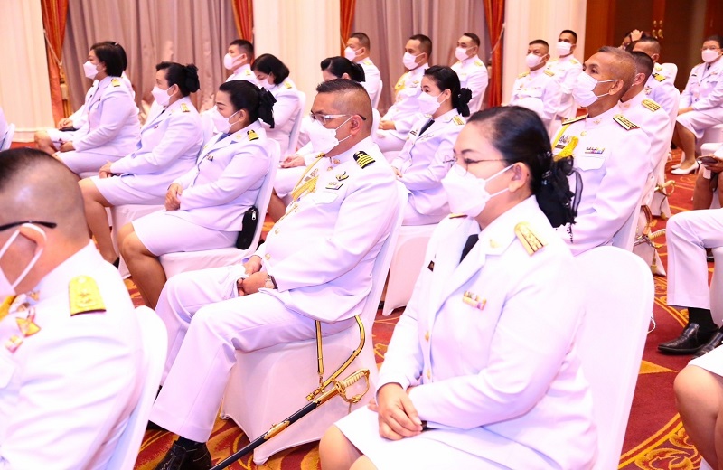 พล.ท สุรศักดิ์ วรรณสมบูรณ์ ผอ.สพร.กห. พร้อมด้วยข้าราชการ สพร.กห. เข้าร่วมพิธีทำบุญตักบาตรพระสงฆ์และสามเณร ถวายเป็นพระราชกุศล เนื่องในโอกาสวันเฉลิมพระชนมพรรษาสมเด็จพระนางเจ้าสิริกิติ์ พระบรมราชินีนาถ พระบรมราชชนนีพันปีหลวง 91 พรรษา