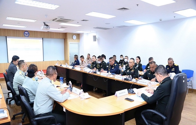 สพร.กห. จัดการประชุมการประเมินผลการปฏิบัติราชการตามคำรับรองการปฏิบัติราชการของ กห. (สป., บก.ทท., ทบ., ทร., ทอ., อผศ. และ สทป.) ประจำปีงบประมาณ พ.ศ.2566 รอบ 12 เดือน ณ ห้องประชุม สพร.กห. ชั้น 2 อาคาร สป.(ศรีสมาน)