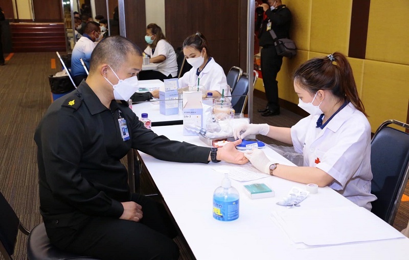 ข้าราชการ สพร.กห. ร่วมกิจกรรมบริจาคโลหิต
