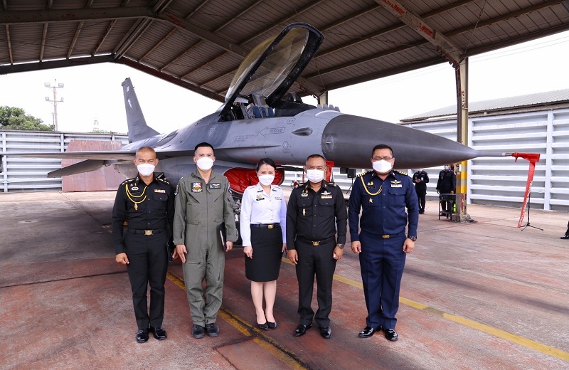 พล.ท.สุรศักดิ์ วรรณสมบูรณ์ ผอ.สพร.กห. และผู้แทนเหล่าทัพ (อตผ.กห.) เดินทางไปราชการ เพื่อติดตามความก้าวหน้าผลการดำเนินการตามตัวชี้วัดของ กห., สป., บก.ทท., ทบ., ทร., ทอ., อผศ. และ สทป. ประจำปีงบประมาณ พ.ศ.2565 รอบ 9 เดือน