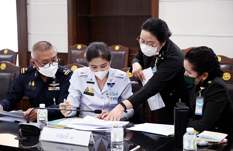 พ.อ.หญิง นันทกา ธรณีนิติญาณ ผอ.กสพร.สพร.กห. เป็นวิทยากรบรรยายในการสัมมนาเชิงปฏิบัติการประจำปี ด้านนโยบายและยุทธศาสตร์ เรื่อง “การจัดทำคู่มือปฏิบัติงาน และการจัดทำลักษณะสำคัญขององค์การของ สป.”
