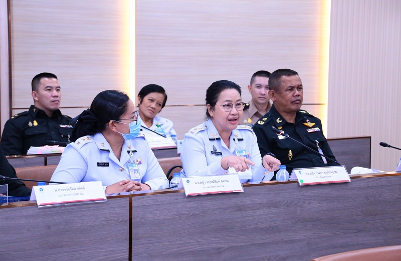 พล.ท.สุรศักดิ์ วรรณสมบูรณ์ ผอ.สพร.กห. ได้นำข้าราชการ สพร.กหเดินทางไปอบรมศึกษาดูงาน เพื่อเพิ่มประสิทธิภาพในการทำงาน ณ กรมควบคุมโรค จ.นนทบุรี