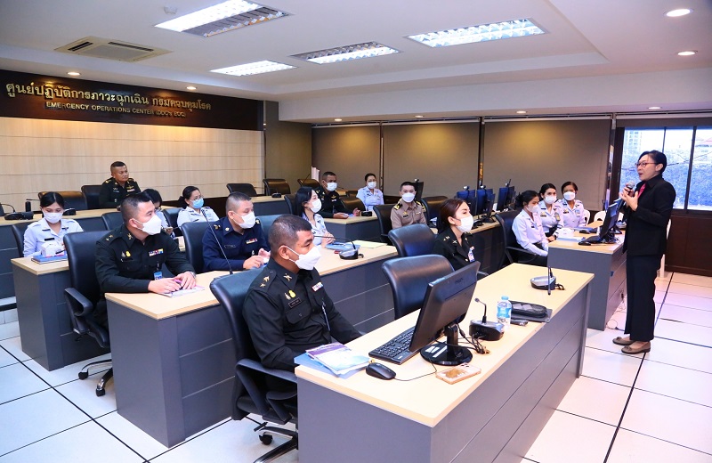 พล.ท.สุรศักดิ์ วรรณสมบูรณ์ ผอ.สพร.กห. ได้นำข้าราชการ สพร.กหเดินทางไปอบรมศึกษาดูงาน เพื่อเพิ่มประสิทธิภาพในการทำงาน ณ กรมควบคุมโรค จ.นนทบุรี
