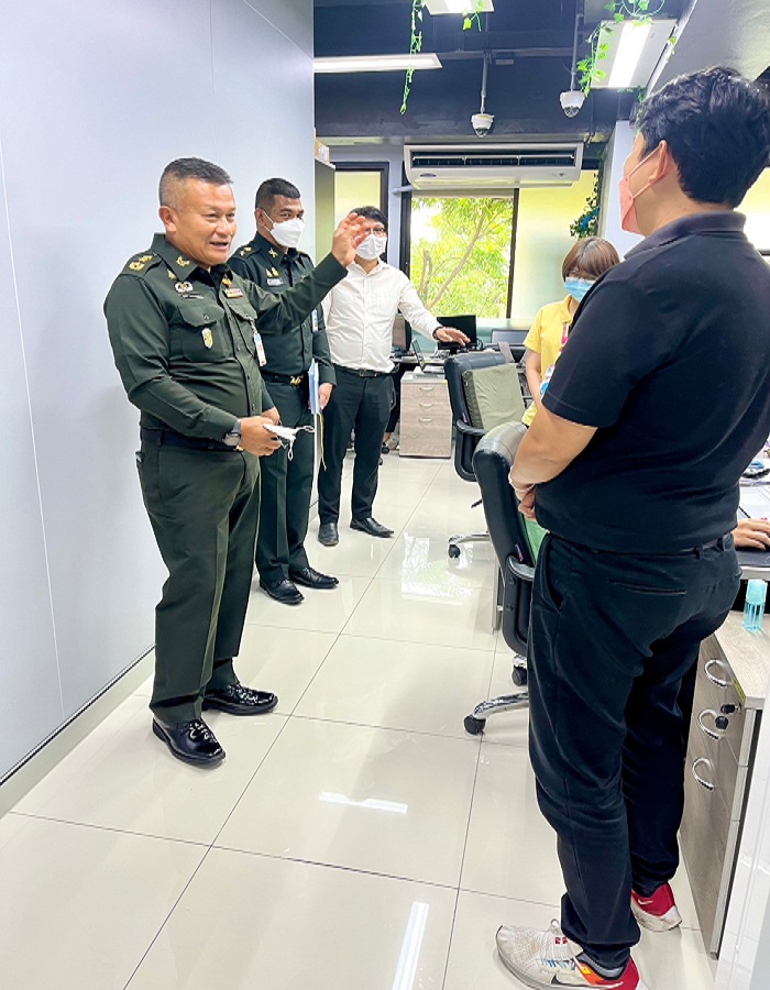 พล.ท.สุรศักดิ์ วรรณสมบูรณ์ ผอ.สพร.กห. ได้นำข้าราชการ สพร.กหเดินทางไปอบรมศึกษาดูงาน เพื่อเพิ่มประสิทธิภาพในการทำงาน ณ กรมควบคุมโรค จ.นนทบุรี