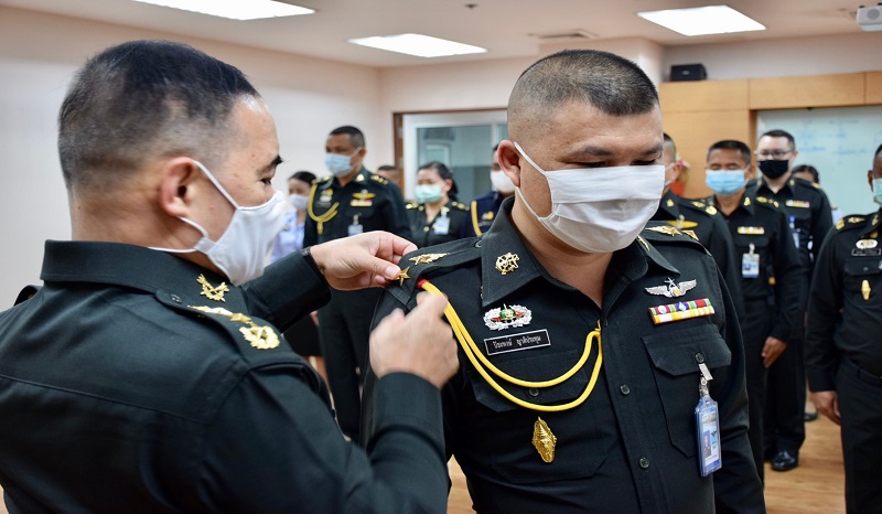 พิธีประดับยศ พ.ท.ปิยะพงษ์ ญาติประทุม