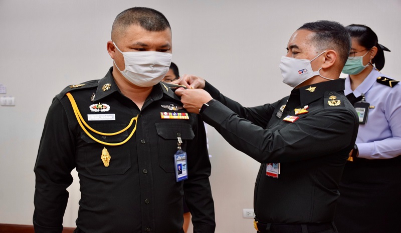 พิธีประดับยศ พ.ท.ปิยะพงษ์ ญาติประทุม