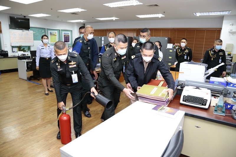สพร.กห. ประชุมร่วมกับผู้แทนของ สนผ.กห. ในเรื่องการฝึกซ้อมการป้องกันและระงับอัคคีภัยในรูปแบบการฝึกซ้อมแผนบนโต๊ะ (Table Top Exercise : TTX)