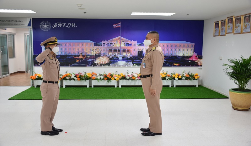 พล.ร.อ.สมประสงค์ นิลสมัย รอง ปล.กห. ตรวจเยี่ยม สพร.กห.