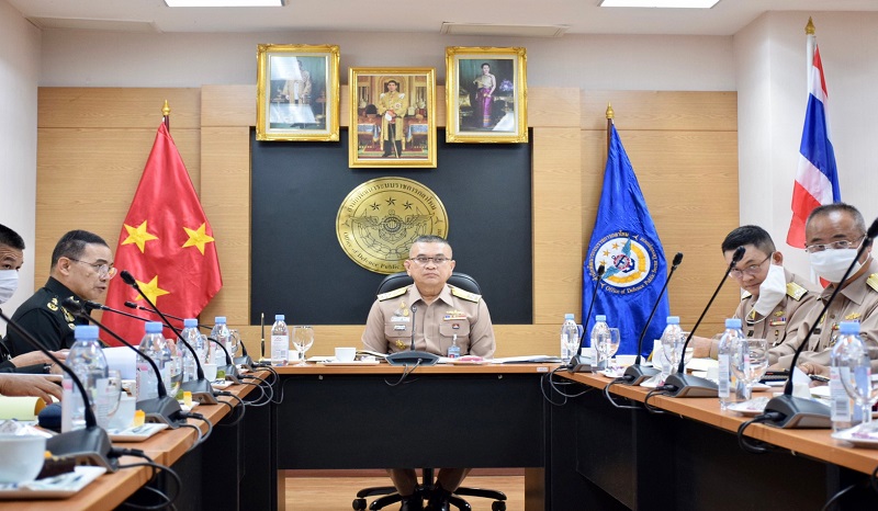 พล.ร.อ.สมประสงค์ นิลสมัย รอง ปล.กห. ตรวจเยี่ยม สพร.กห.