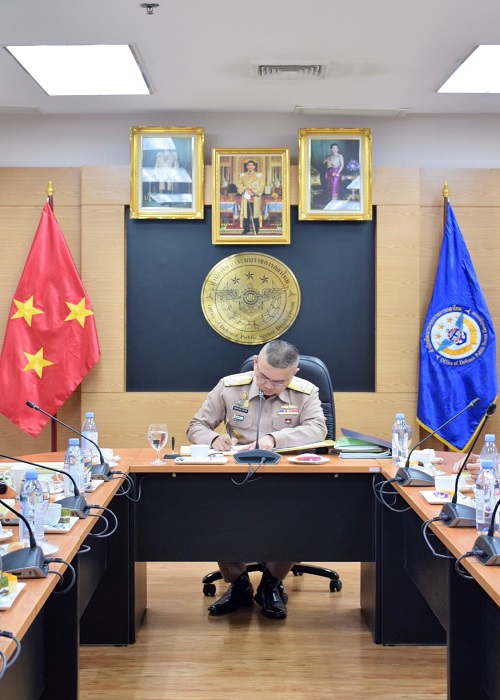 พล.ร.อ.สมประสงค์ นิลสมัย รอง ปล.กห. ตรวจเยี่ยม สพร.กห.