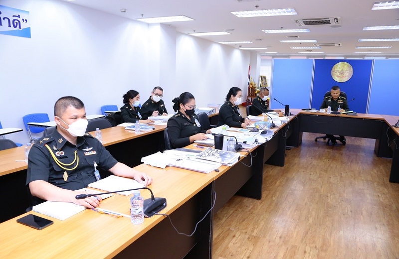 สพร.กห. จัดการประชุมพิจารณาการตอบประเมินสถานะของ สป. ในการเป็นระบบราชการ 4.0 (PMQA 4.0) ประจำปีงบประมาณ พ.ศ.2565 โดยมี พล.ท.สุรศักดิ์ วรรณสมบูรณ์ ผอ.สพร.กห. เป็นประธานการประชุม
